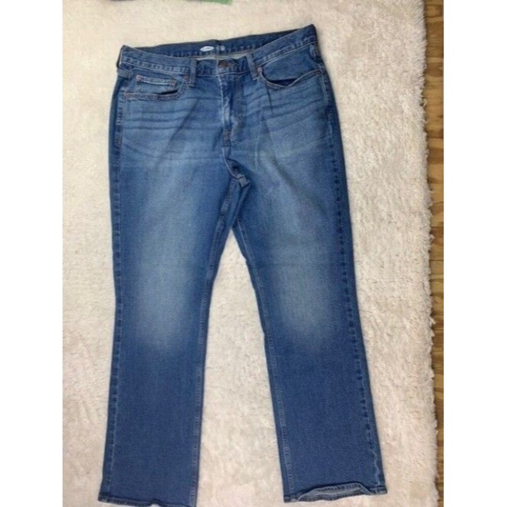 Old Navy Size 36x32 Men Jeans Built In Flex Straight Med Wash (Actual Inseam 31)